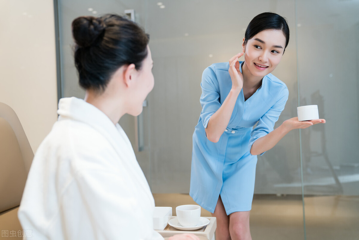 护肤品店里护肤的套路,护肤品店的套路