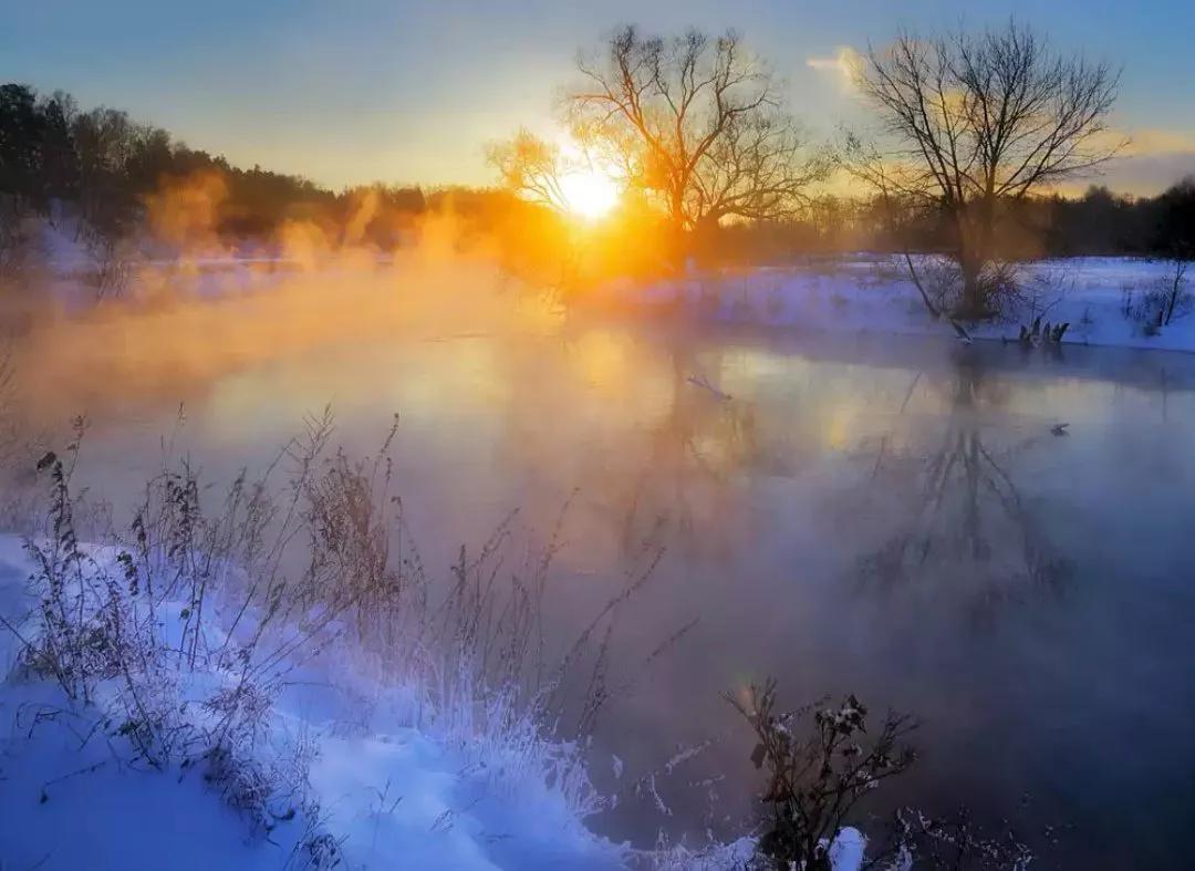 日近山红暖气新一阳先入御沟春,日近山红暖气新