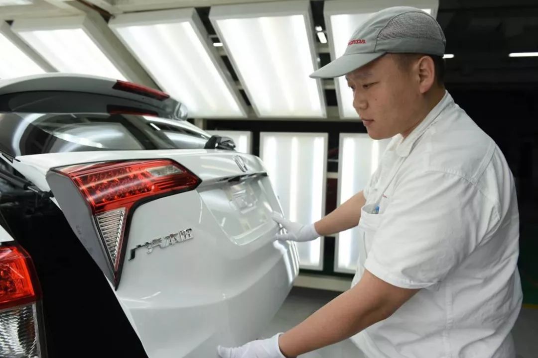 广汽本田车间生产工作视频,广汽本田流水线工作