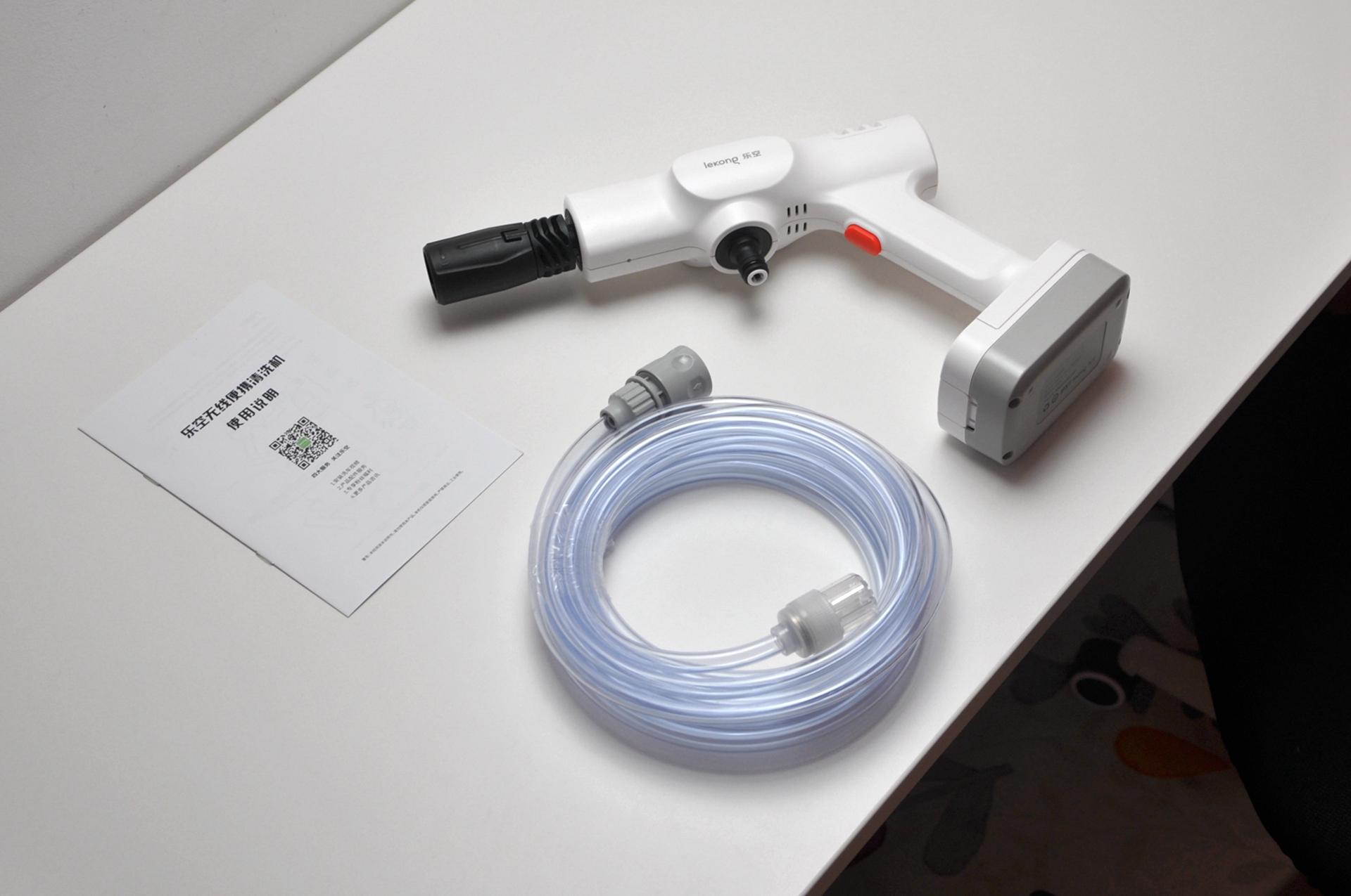 乐空手持锂电洗车机评测,便携洗车机220v高压家用