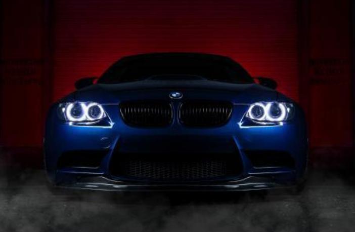 白天不开车灯会被扣分吗,白天没有灯晚上开灯费电吗