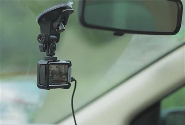 行车记录仪怎样才是正确的使用,行车记录仪如何使用才正确