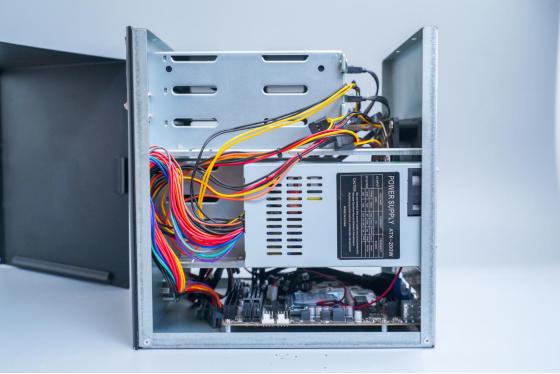 itxnas中端配置,itx主机装nas