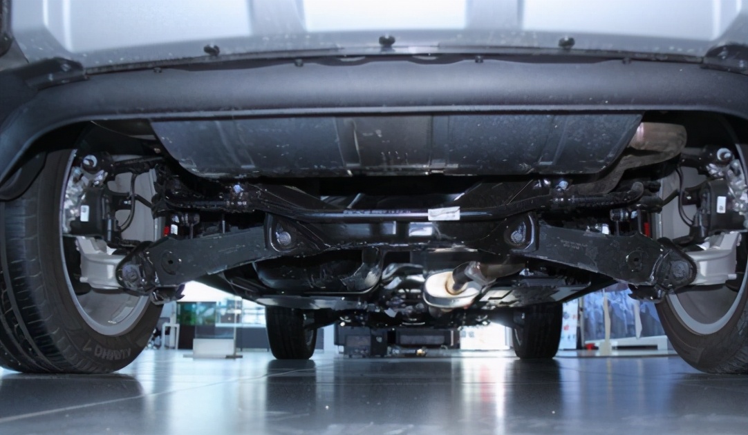 modely锰钢护板和碳钢护板的区别,汽车有没有必要装底盘护板