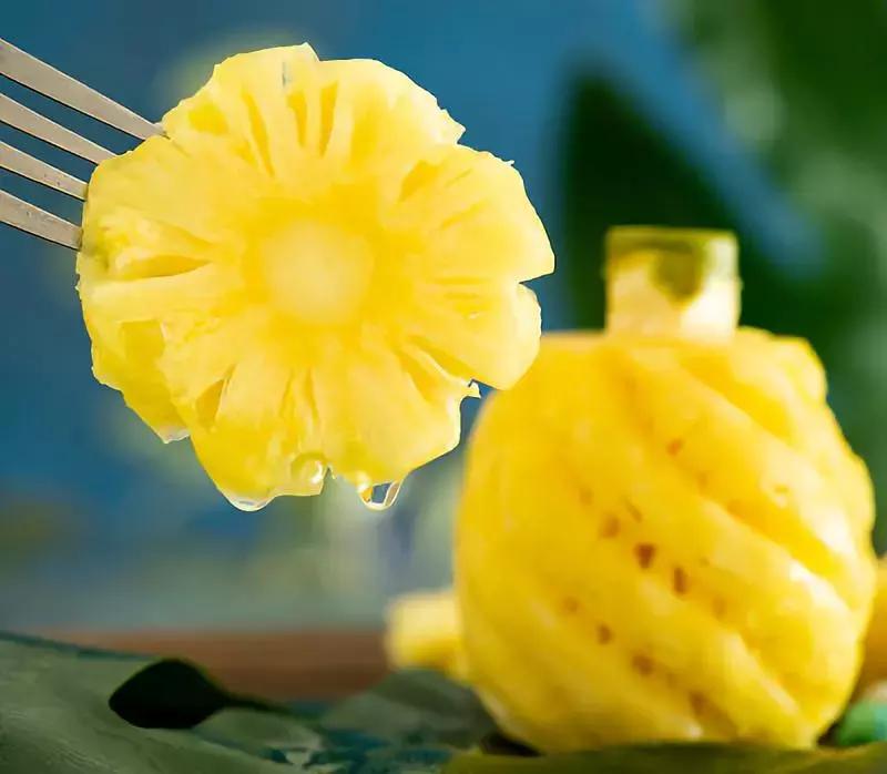 菠萝为什么会麻舌头,小孩吃菠萝舌头麻怎么回事