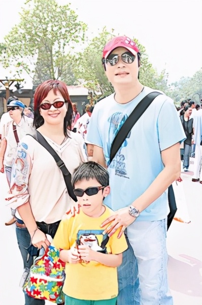 57岁罗嘉良被传患癌后首现身,罗嘉良被采访