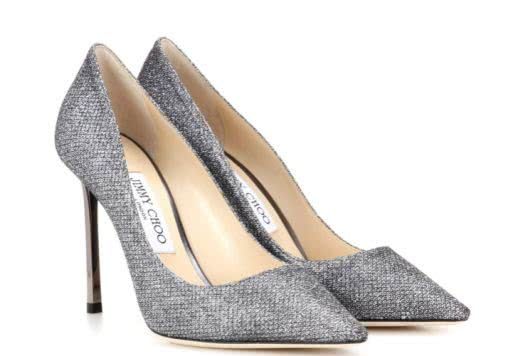 追了《爱的迫降》这么久，我终于看到一只想买的包了