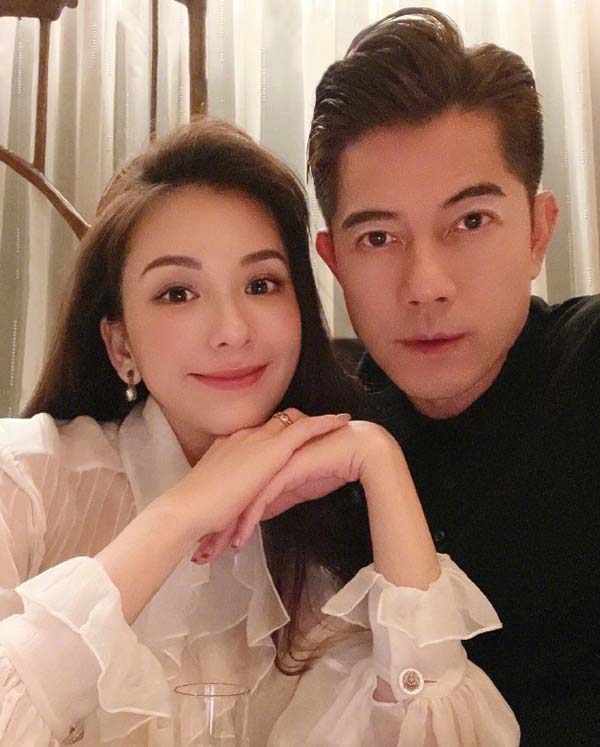 黎明方媛带着两个孩子坐经济舱,方媛演讲说坐经济舱