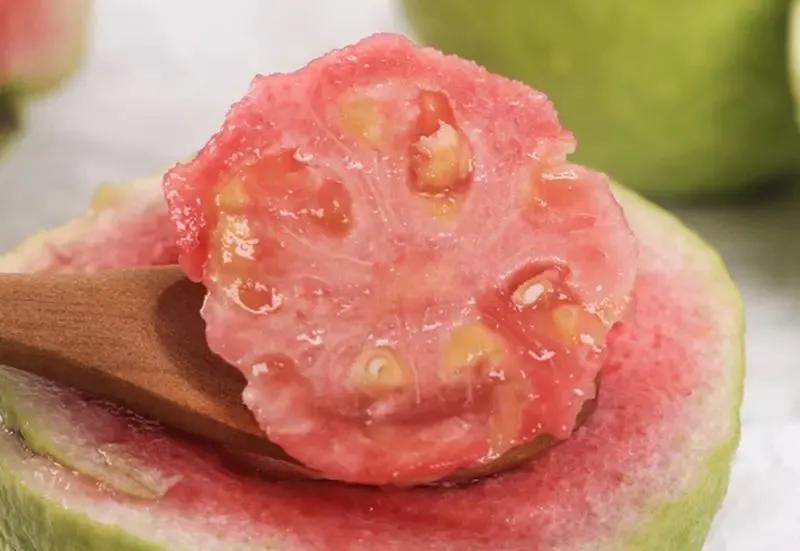 芭乐果怎样区分红白心,红芭乐白芭乐哪个好