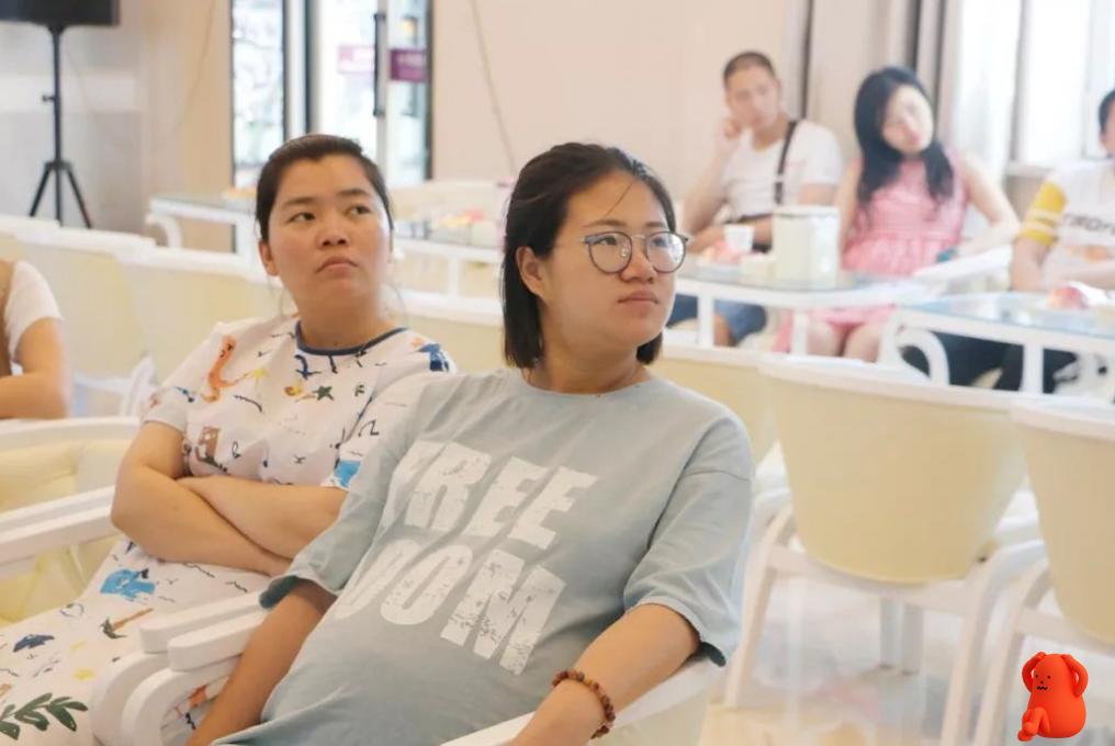 “谢谢了，我不喝牛奶”，产妇分娩闹笑话，产房暗语听不懂贼尴尬