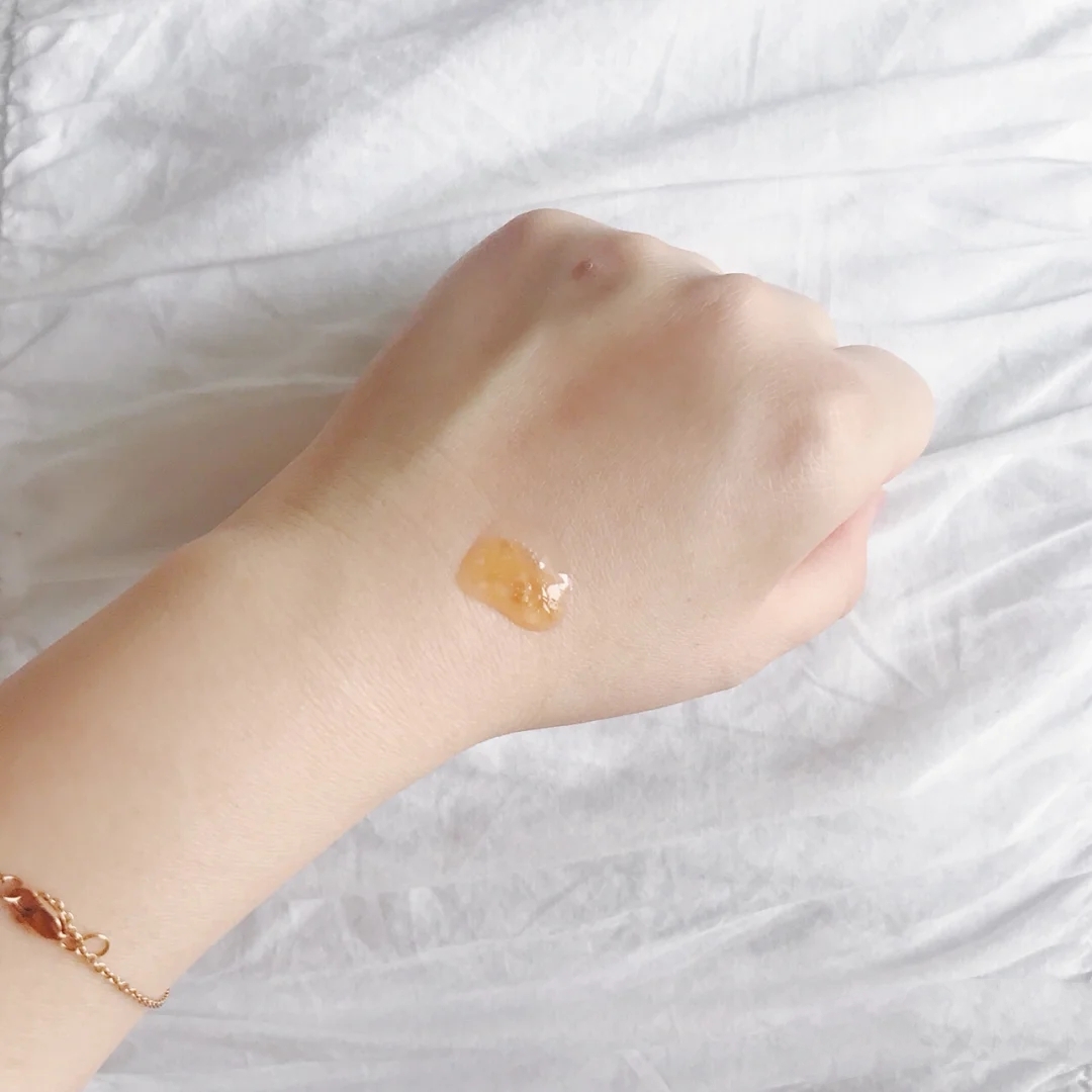 雅诗兰黛和兰蔻哪个精华更好用,雅诗兰黛和兰蔻抗老精华哪个好