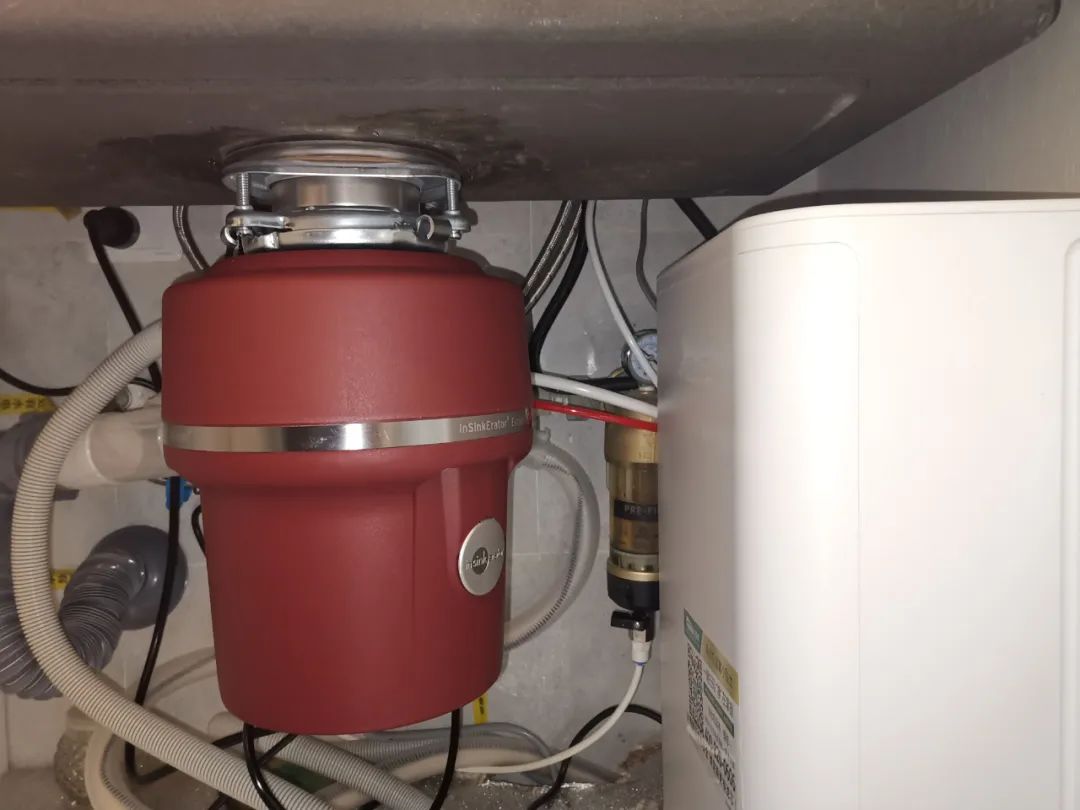 垃圾处理器交流和直流电机哪个好,垃圾处理器直流电和交流电的区别