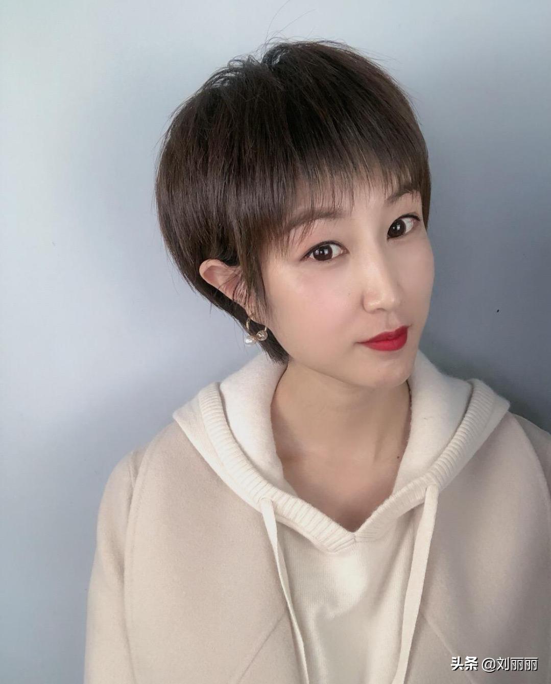 根据脸型跟你设计出更减龄的发型,看一遍就会的发型简单时尚又优雅