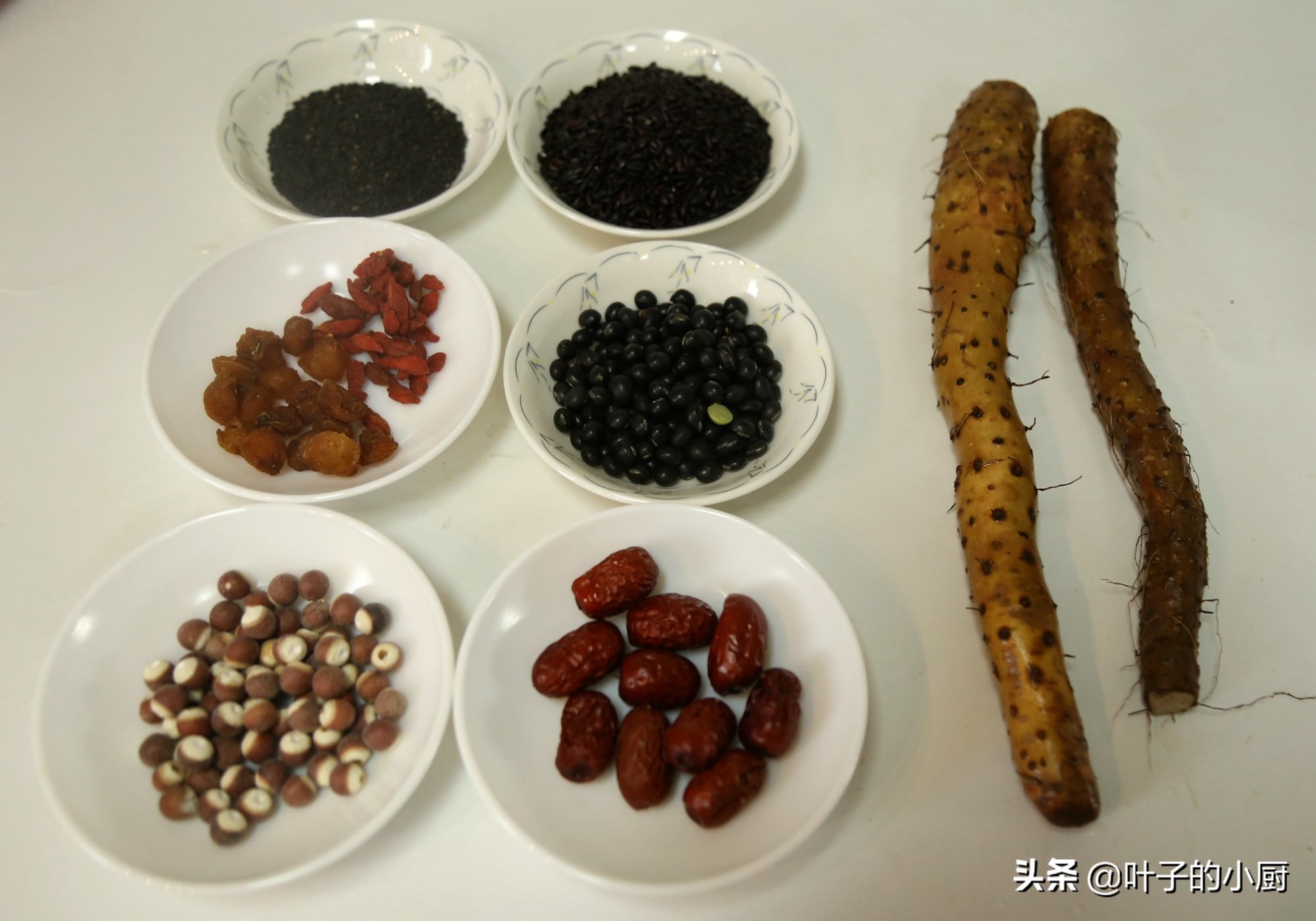 冬天吃什么粥可健脾胃祛湿补肾,养肾粥什么时候喝最好