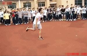 为什么火车卧铺上的充电口那么松,为什么火车上的充电口突然没电