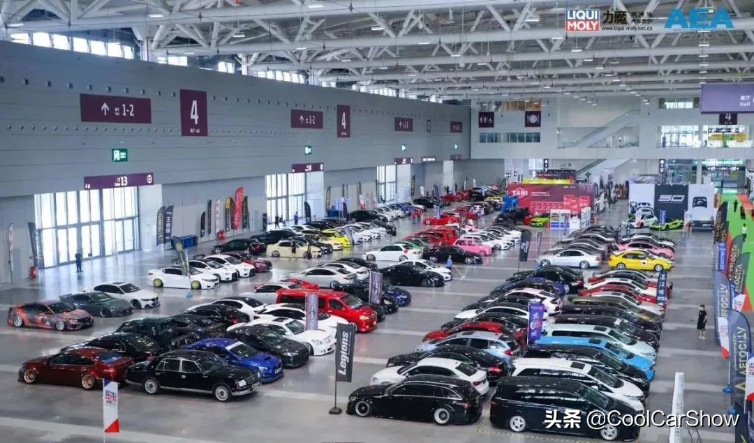 鸟巢体育馆有几个足球场,六个鸟巢