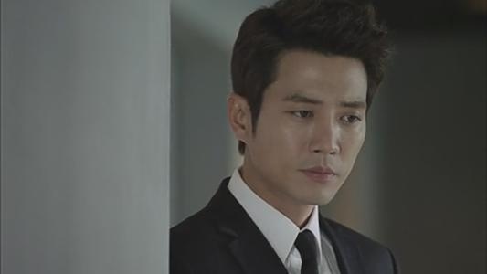 韩剧对娱乐圈下手了：苦练十年的练习生，被公司代表当成牺牲品