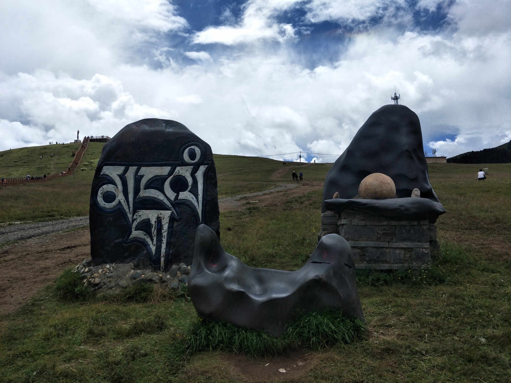 318国道沿途能感受到最明显的变化,318国道沿途的风景有哪些