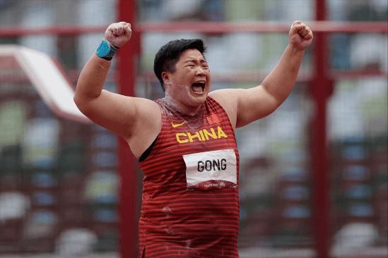 央视最差记者陆幽,“嘲讽”巩立姣身材问题,曾被曝私生活丑闻