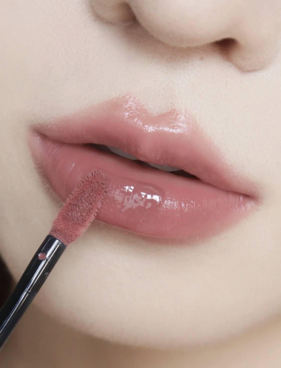 一看就很有钱的女人，都喜欢买这几支口红，涂着显白又很有品味