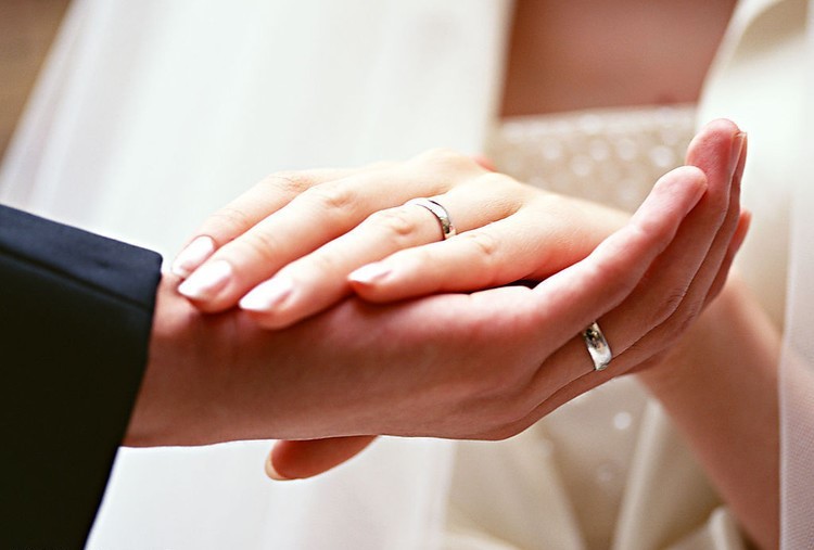 十大建议购买的钻戒,买钻戒该如何选择钻石的品质