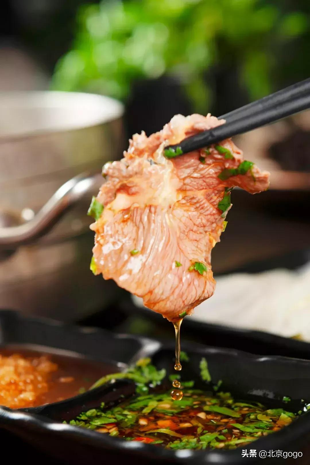 听说屯里有一家正宗潮牛，隔着屏幕也能闻到牛肉的香气