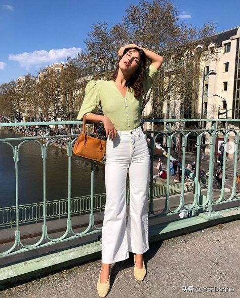 夏天穿白色衣服怎样才不会透,夏天穿衣怎么才能不土