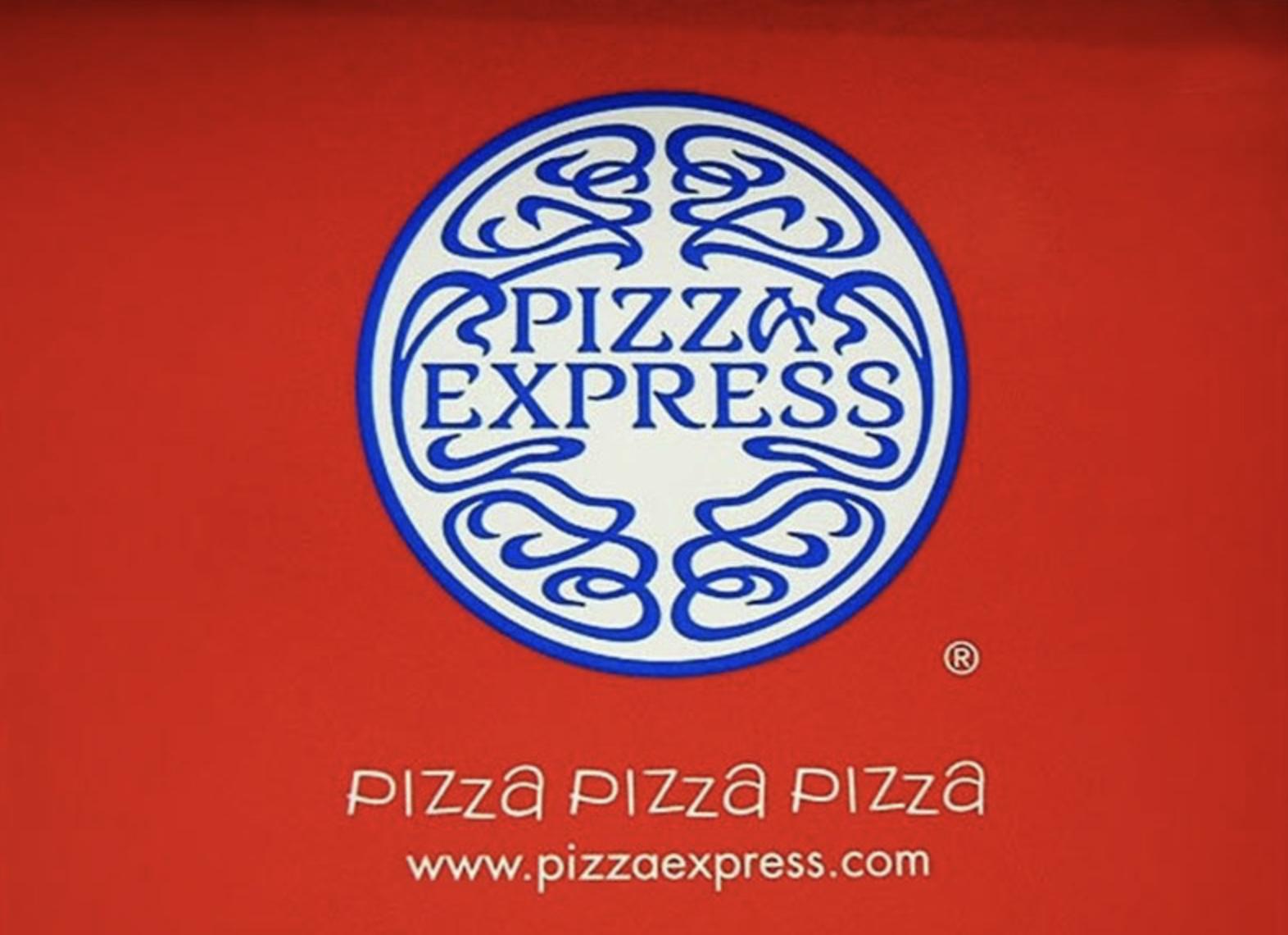 走在日本东京街头,走在日本的小巷里