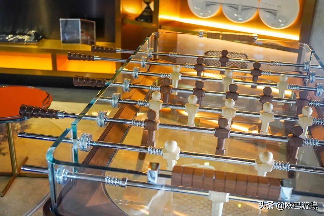 上海东方明珠塔里藏了一个酒店,你知道东方明珠有个酒店吗