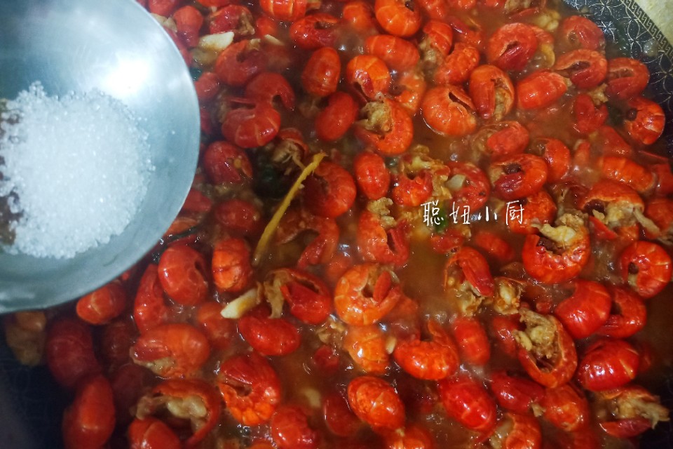 火锅料炒虾尾不用啤酒怎么做,新密炒虾尾正宗做法和配比