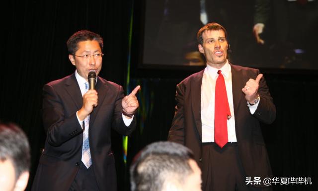 李阳疯狂家暴,疯狂英语李阳家暴前后