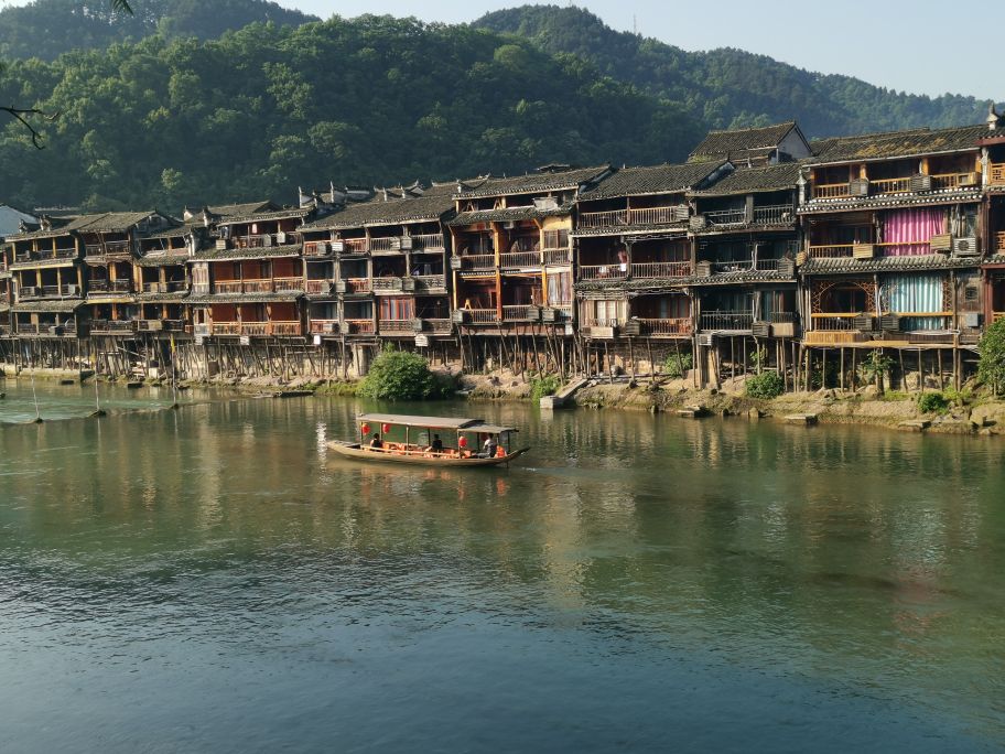 读你千遍不如一见,读你千遍不如见你一面