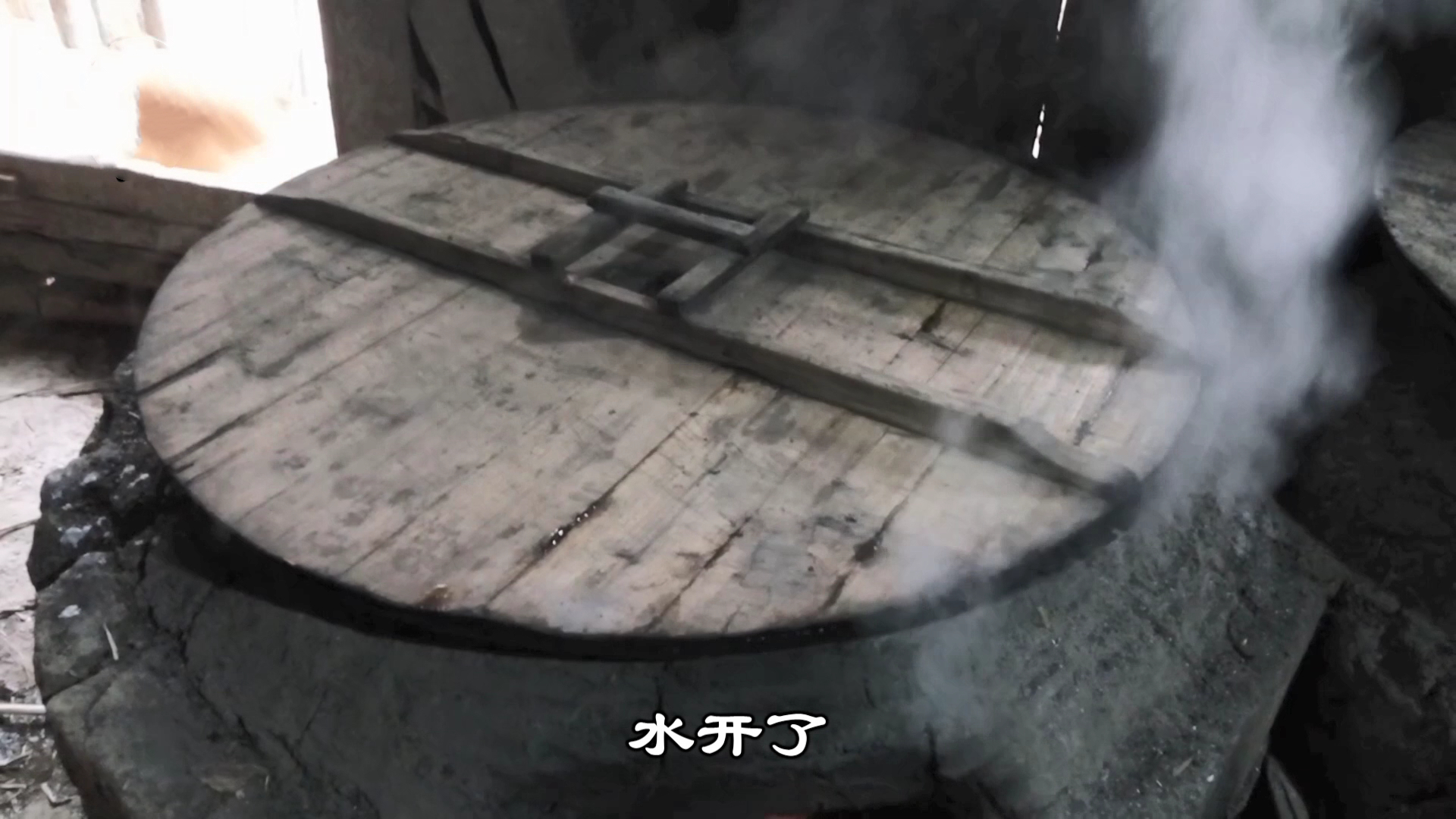 湖南农村,传统古法用石磨打豆腐的全过程,从黄豆到白白的豆腐