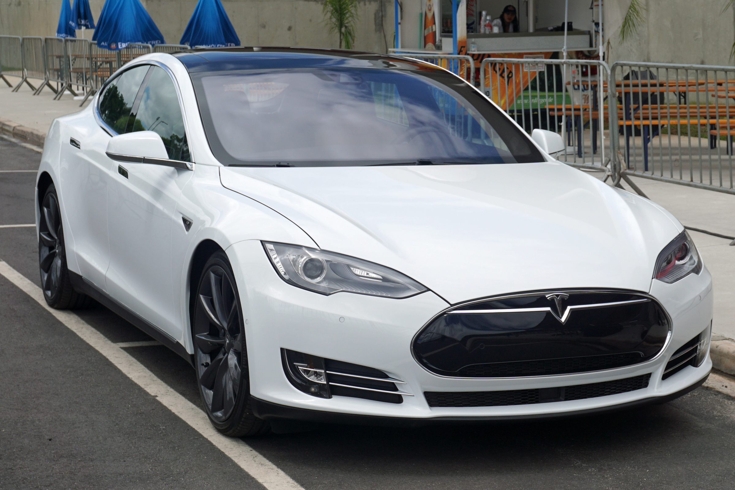 白车与黑车优缺点,白车和黑车有什么优缺点