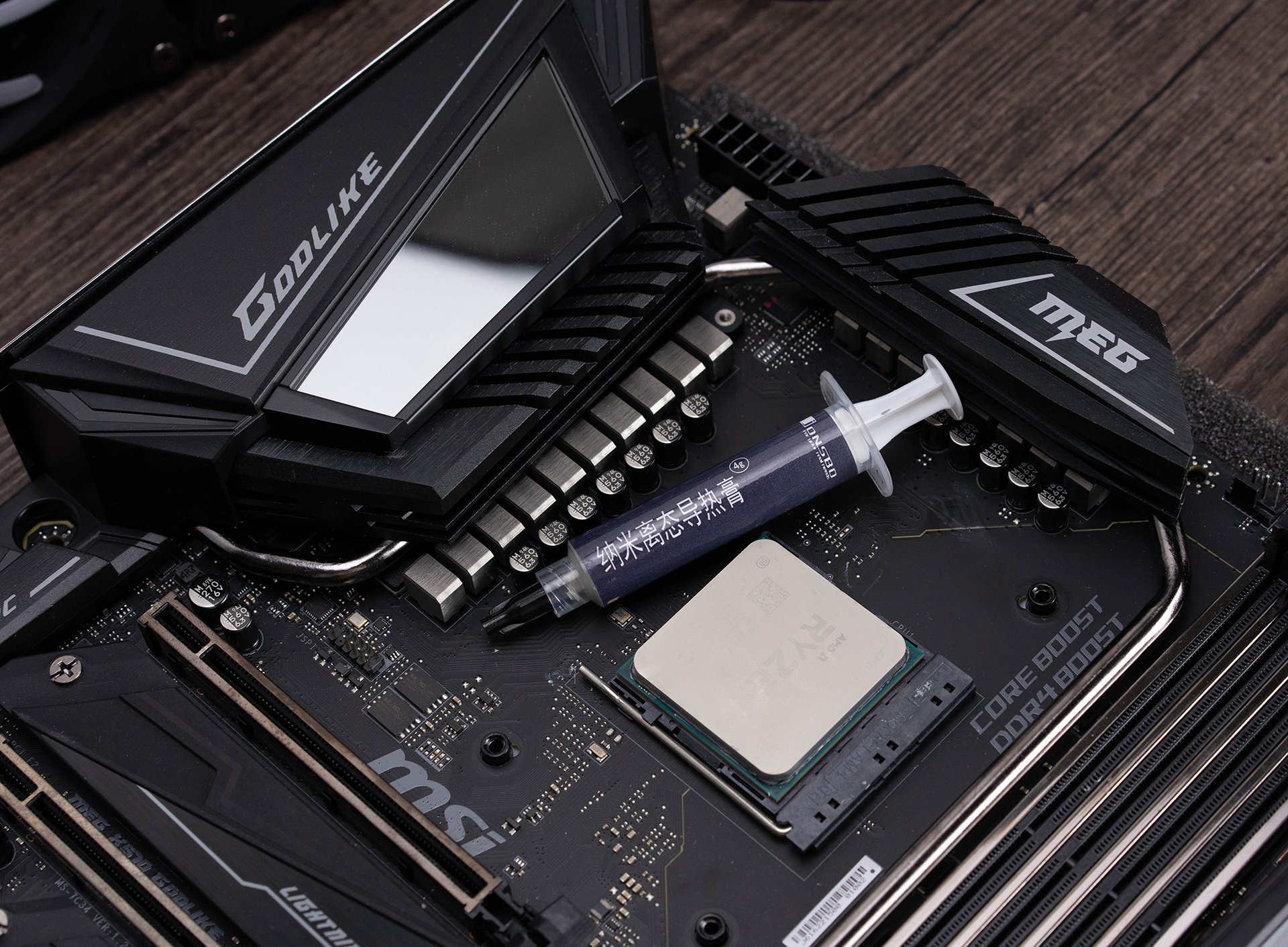 入手十二核旗舰就能爽了？你还缺一个强悍的360水冷