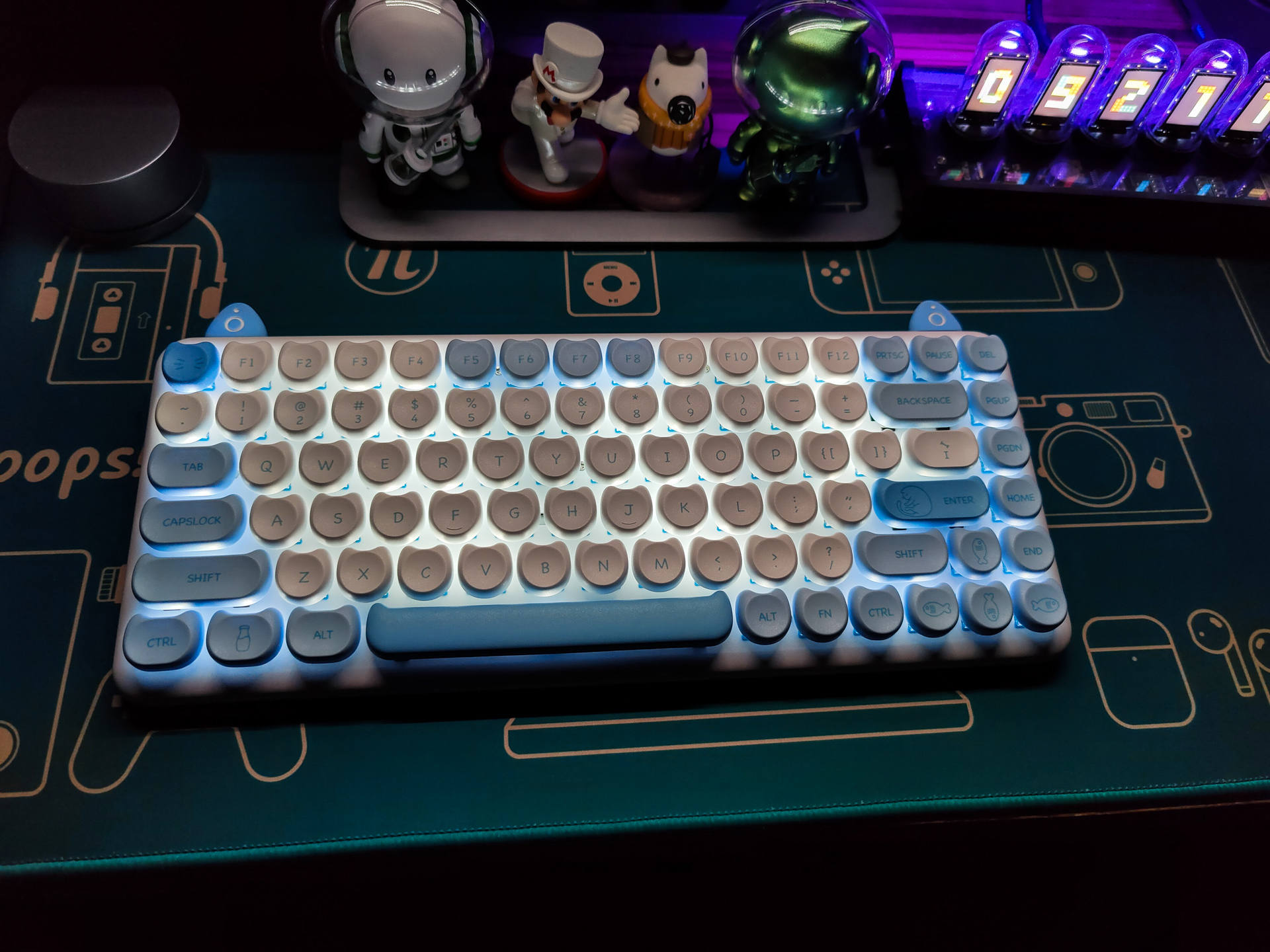 给领导迟到的礼物——IQUNIXM80萌萌波斯简单晒