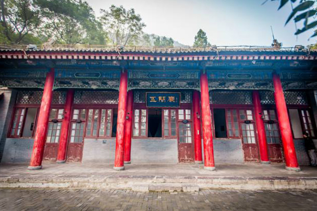 西安骊山的来源,骊山有什么典故