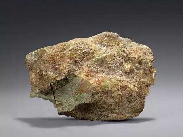 捡到这些石头不要扔真的很值钱,哪些石头价值连城千万别扔