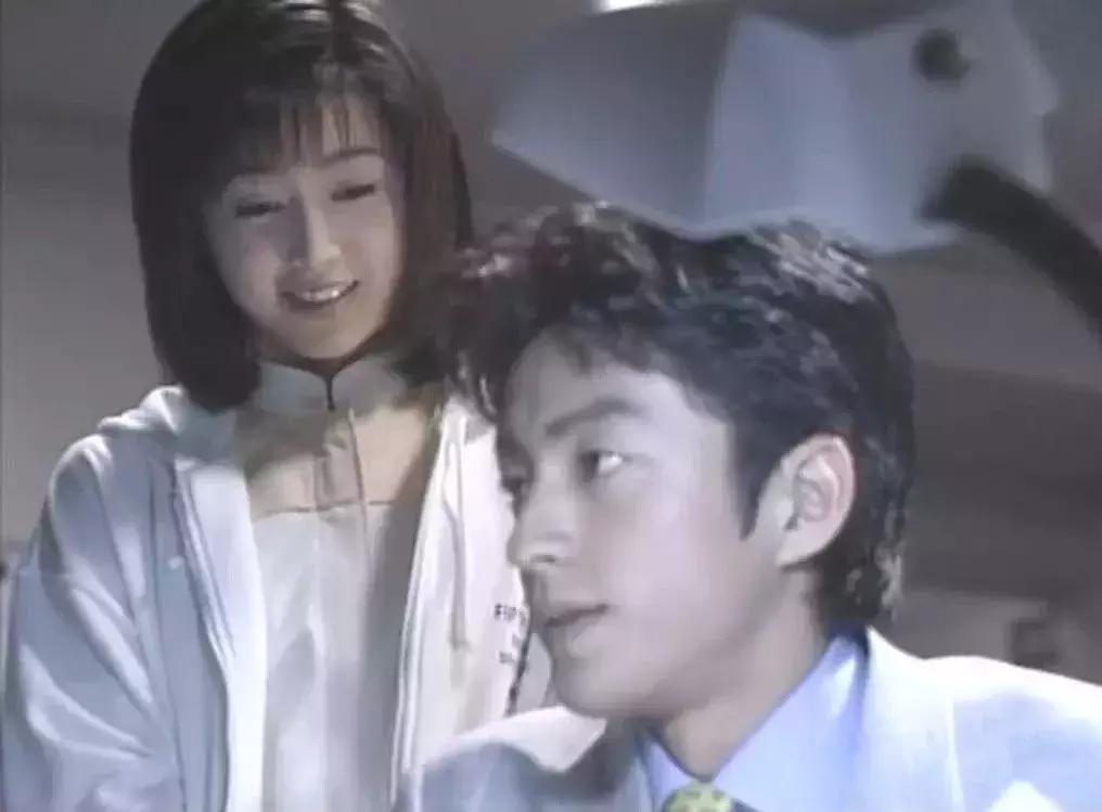 閰掍簳娉曞瓙蹇冧腑鍏呮弧浜嗕綘,閰掍簳娉曞瓙鐙櫧