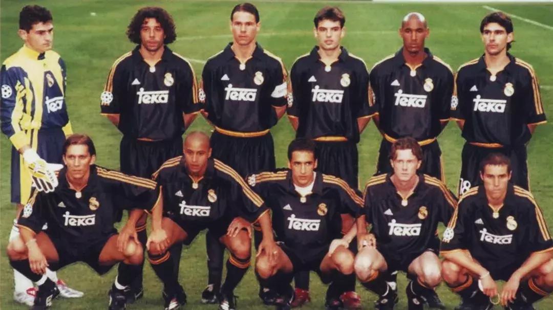 足球新赛季球衣宣传片,足球球衣广告