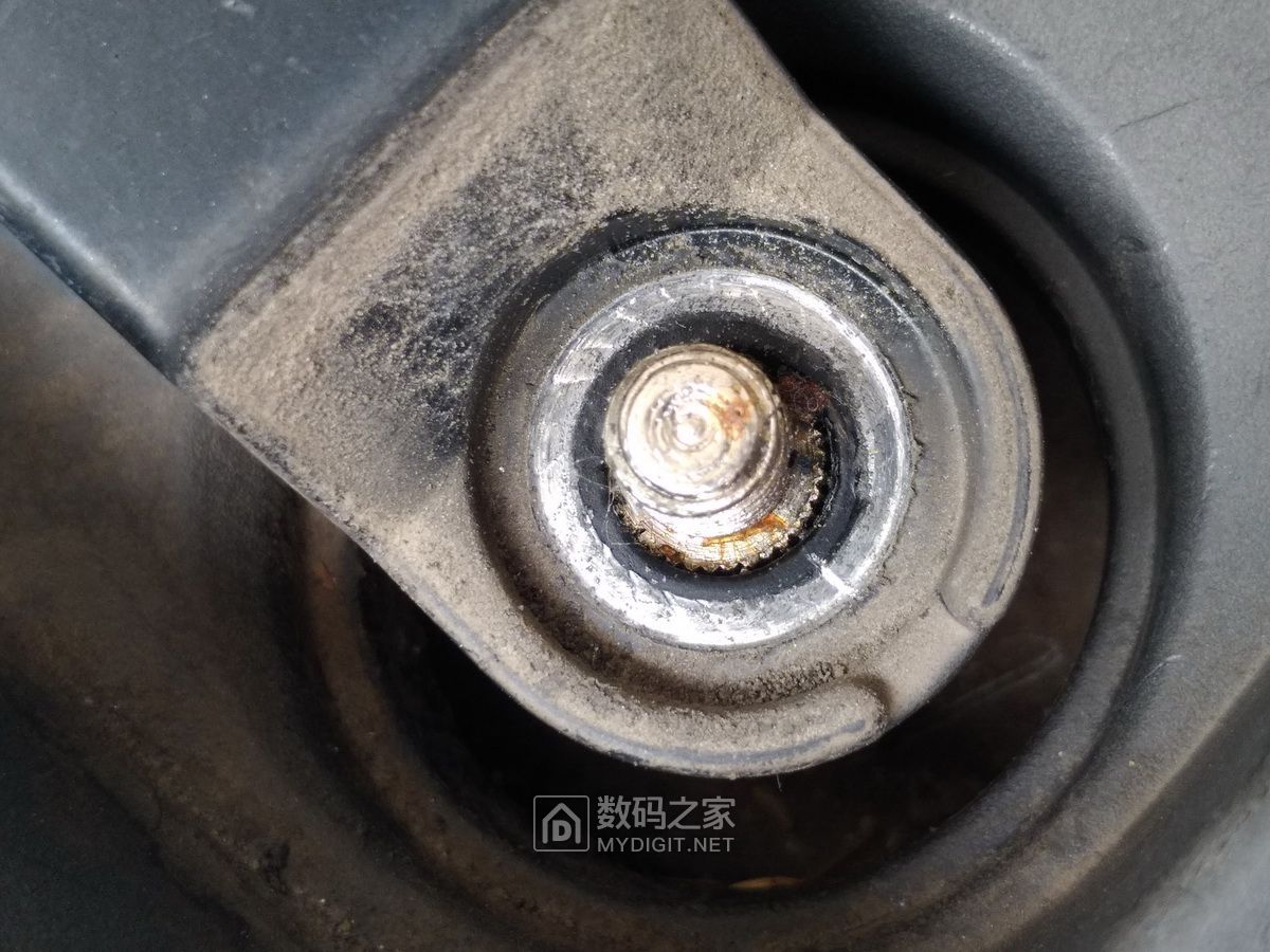 最老款长城c30怎么换雨刷,长城c30雨刷器喷嘴拆卸视频