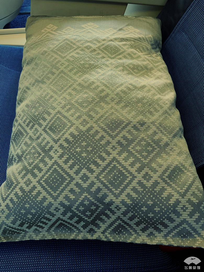 俄航舒适经济舱,上海飞莫斯科俄航餐食