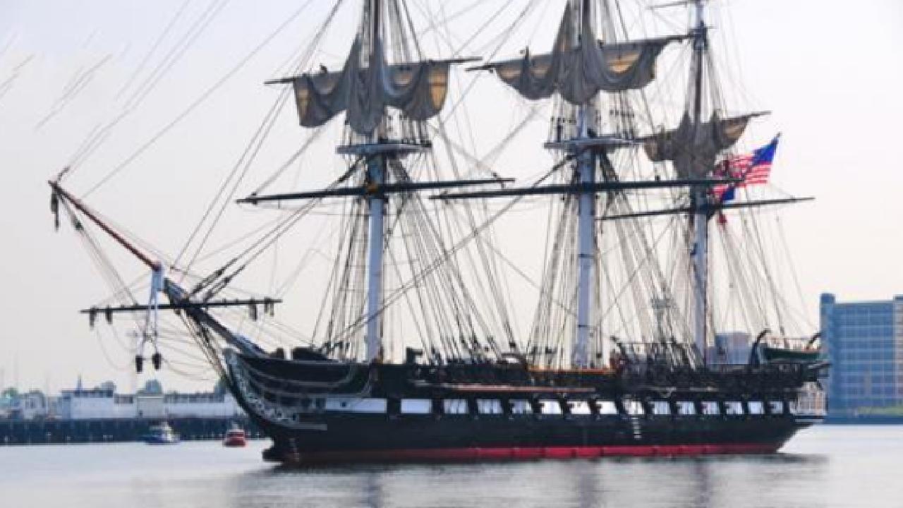 韩国人眼中的朝鲜国旗,朝鲜国旗和韩国国旗对比