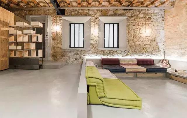 「布稀奇」裸砖墙这应用手法,除了糙汉子还有谁敢这么“裸”?