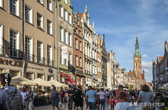 波兰格旦斯克旅游攻略,波兰格但斯克靠海边吗