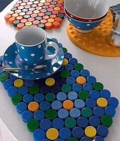 用啤酒的瓶盖怎么做成玩具,六个瓶盖可以做什么手工玩具