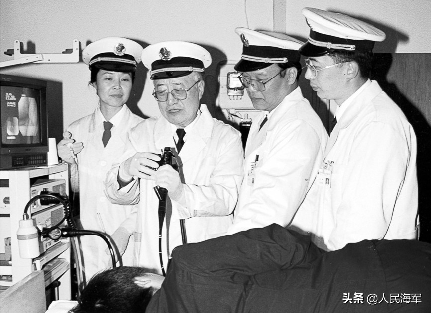 军医马群,子承父业的医生