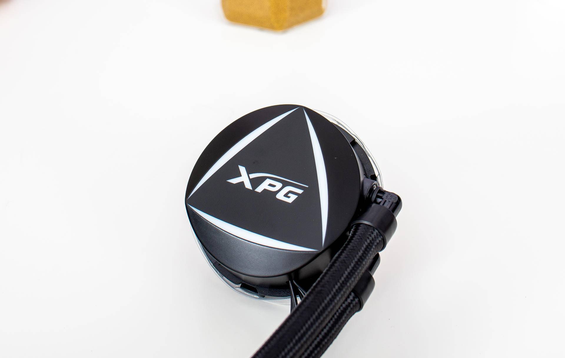 威刚一体式水冷测评,可以畅快玩游戏的笔记本电脑