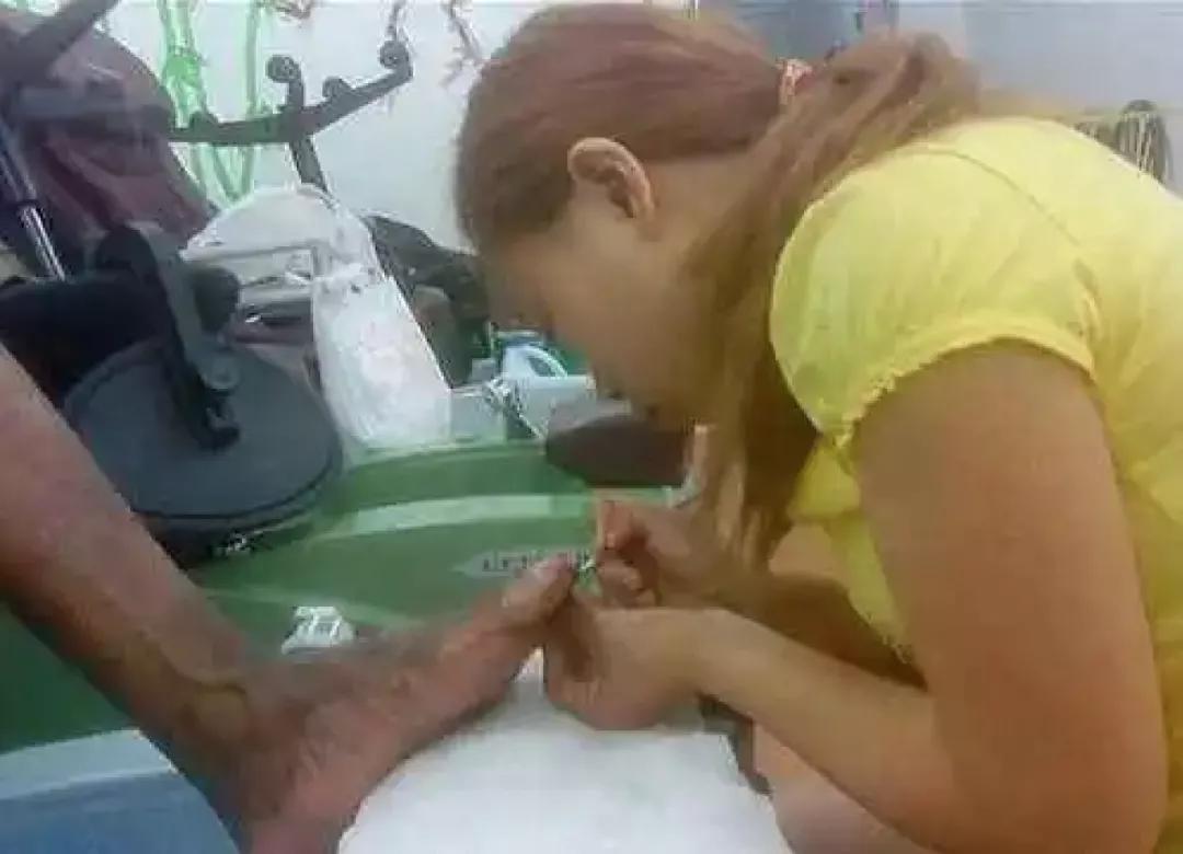 网红凤姐是如何走向消亡的