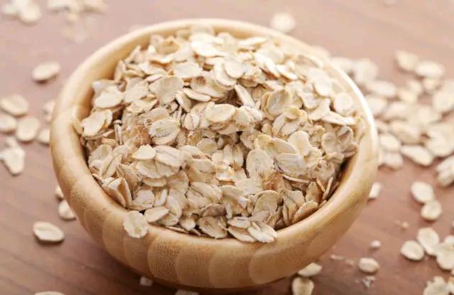 经常便秘的人吃什么比较好,吃橙子能缓解便秘吗